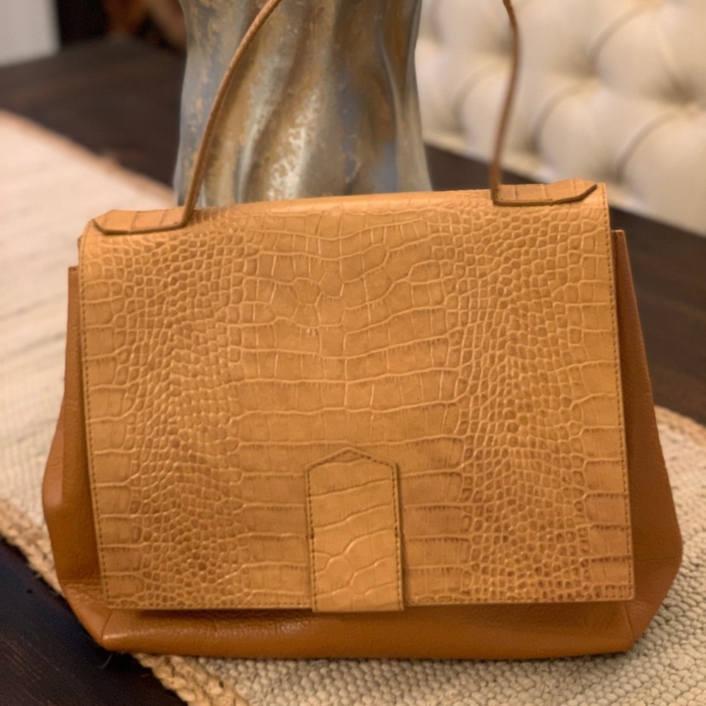 Leather Handbag Like New